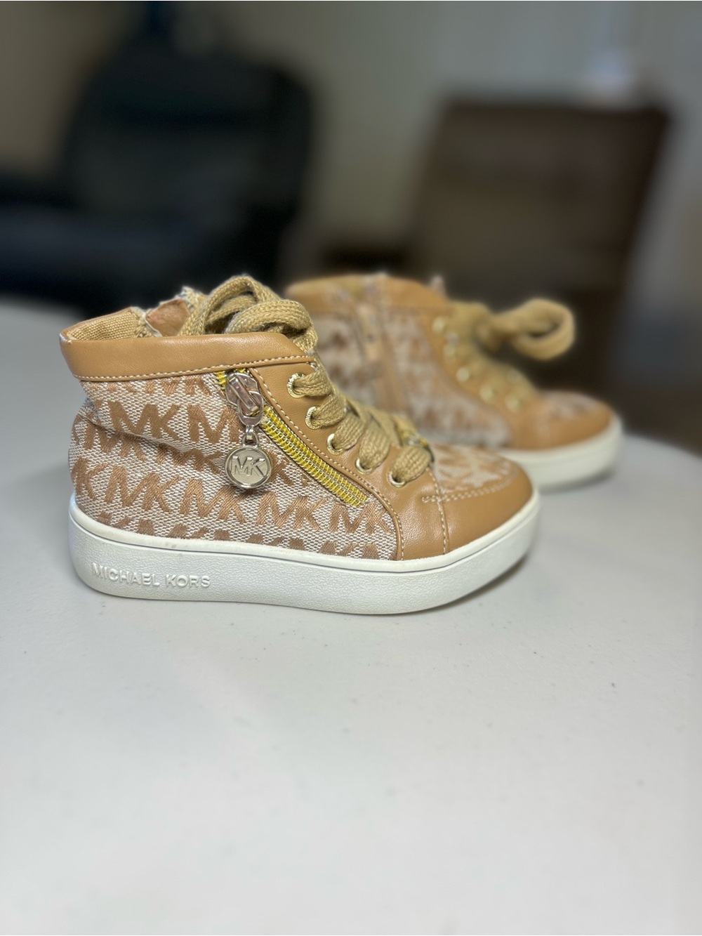 Michael Kors Kids High Top Sneakers MK Logo Tan Size 2.5Y